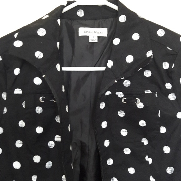 Light jacket - perfect for spring. NEW - Picture 3 of 5